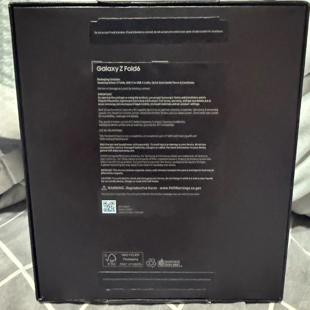 Samsung Galaxy Z Fold 6 512g Unlocked ((Open box )